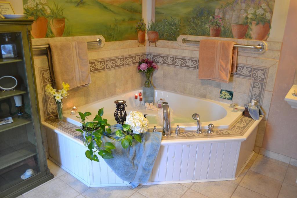 Ej Bowman House Bed & Breakfast Литиц Стая снимка
